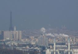 Pollution nocive pour les porteurs de lentilles de contact