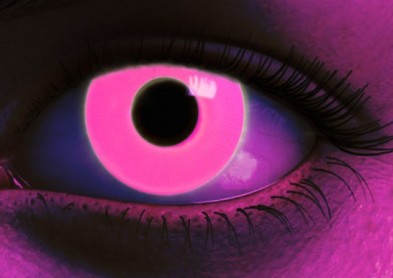 Des lentilles fluo pour un look ultra-branché ! 