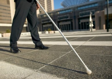 Des aveugles retrouvent la vue grâce à un implant rétinien !