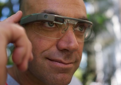 Faut-il autoriser Google Glass sur une photo de passeport ?